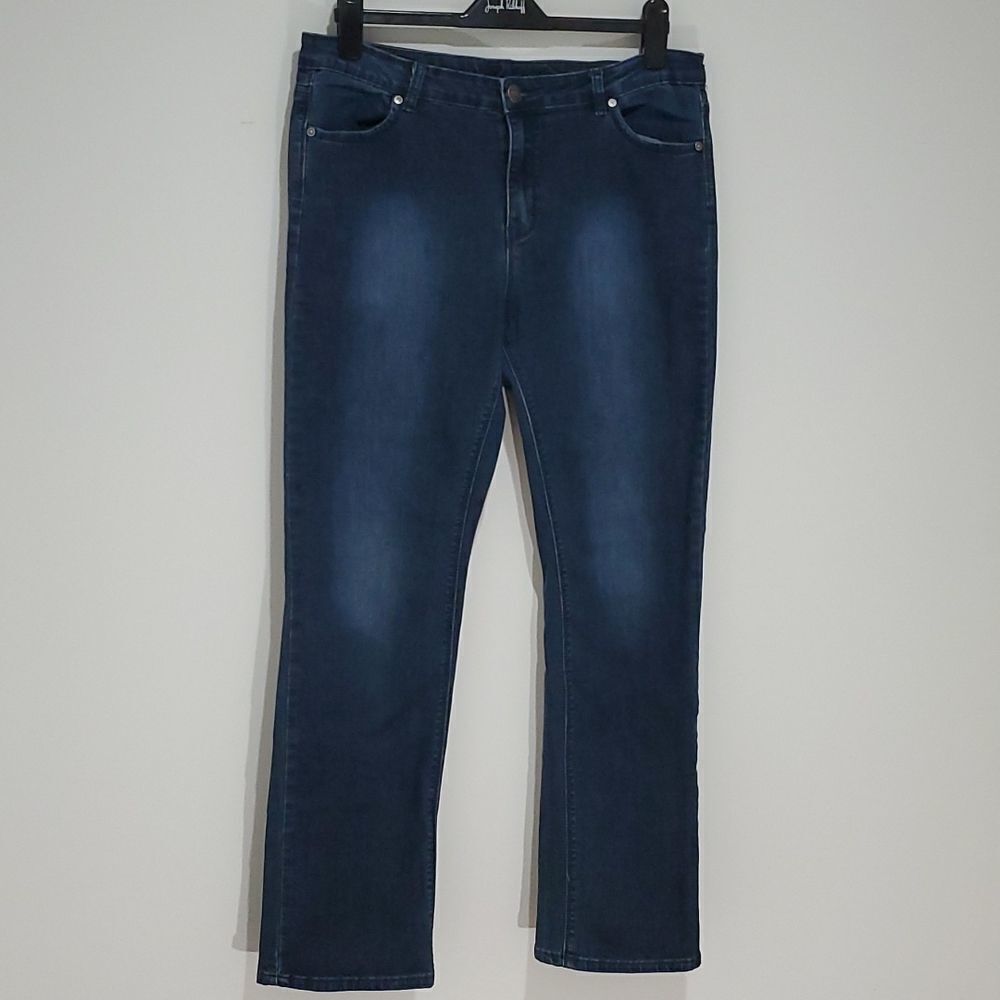 BUFFALO Misha 32x31 dark wash size 14 mid rise straight leg jeans